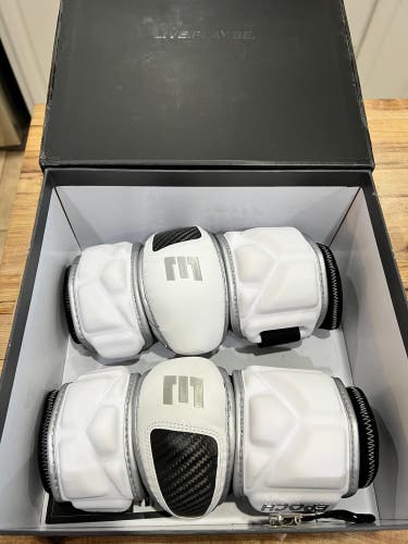 New Medium Epoch Integra Arm Pads