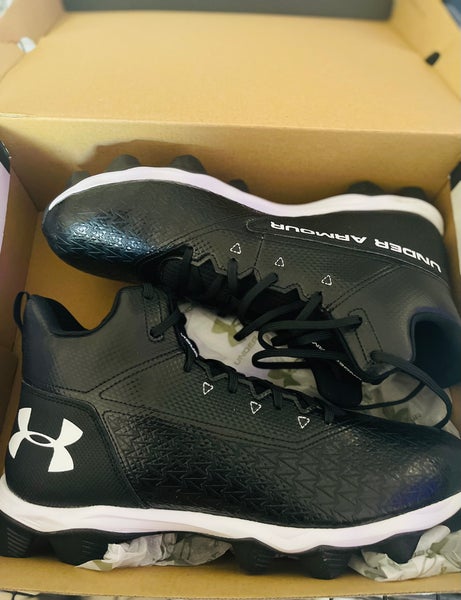 Black Men's Molded Cleats Under Armour Cleats