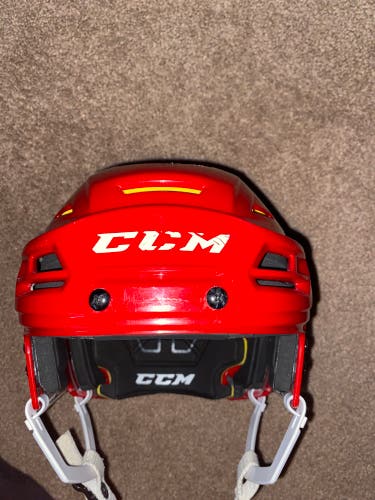 Used Medium CCM  Tacks 310 Helmet