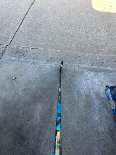 Senior Left Hand P92 Pro Stock Nexus Geo Hockey Stick