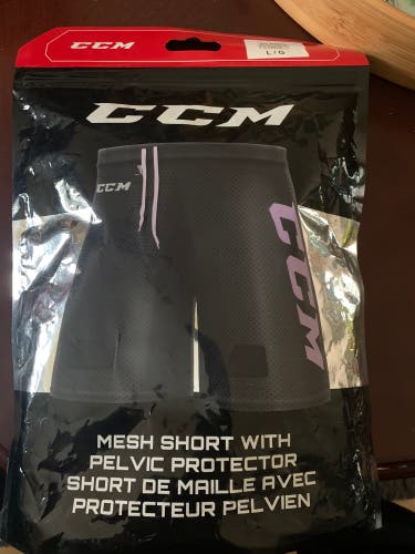 CCM mesh short with pelvic protector