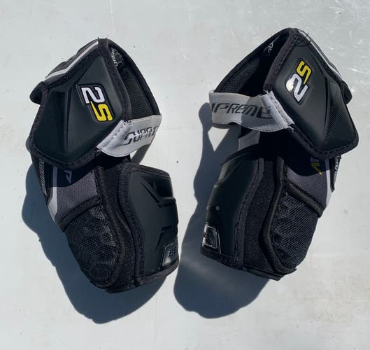 Used Medium Bauer  Supreme 2S Elbow Pads