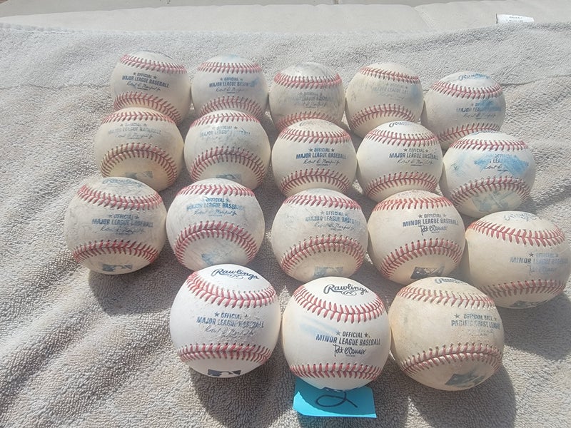 Used Rawlings Official Major League Baseballs 18 Pack