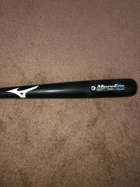 Mizuno Elite Maple Wood Bat