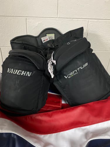 Used Small Vaughn ventus Hockey Goalie Pants