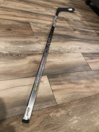 Bauer Vapor Hyperlite Hockey Stick Junior Right Handed P28