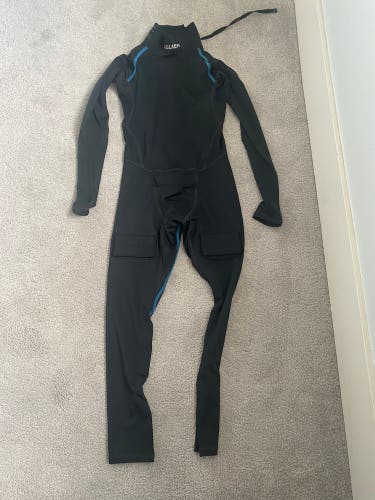 Bauer hockey under layer suit