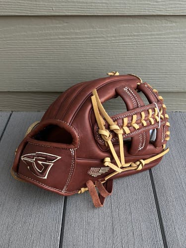 Goin Yard. Infield 11.75" Pro series Baseball Glove