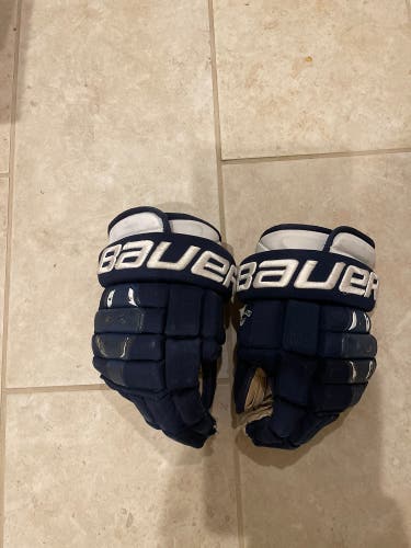 UNH Bauer 14" Pro Stock Nexus 2N Gloves