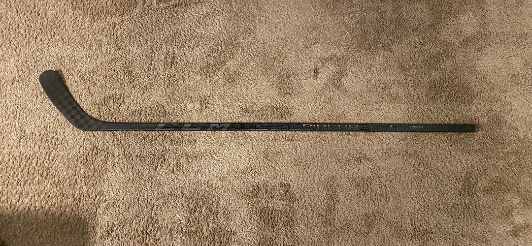 CCM Trigger 6 Pro, P90TM, 85 Flex, Right