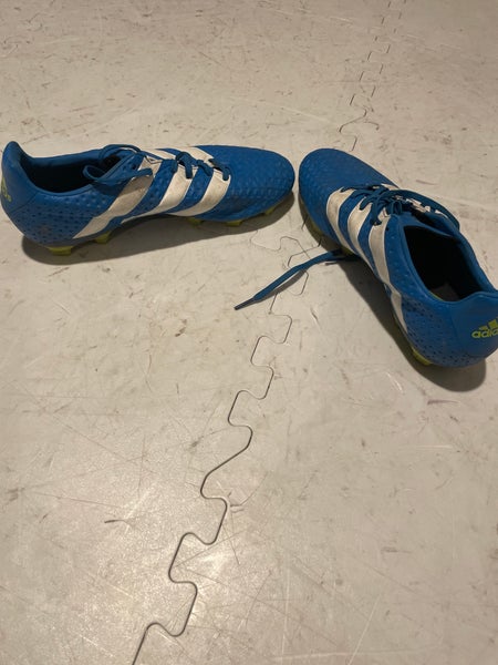 Blue Used Size 8.5 (Women's 9.5) Adidas Cleats