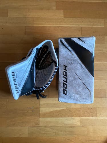 Bauer Supreme Junior s27 Goalie Glove And Blocker