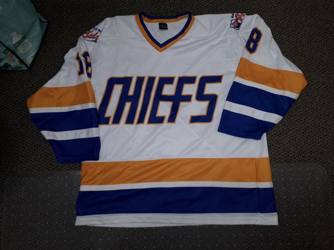 Slapshot Charlestown Chiefs Men's XL Jersey