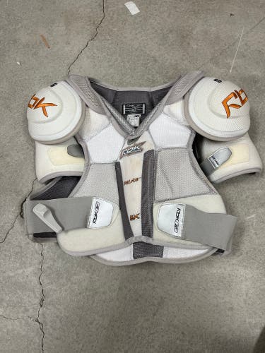 Senior Extra Large Reebok  6K Shoulder Pads