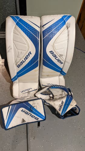 Used 33" Bauer Vapor X900 Regular Goalie Full Set