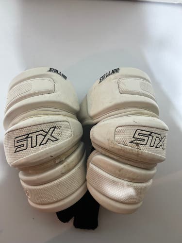 Youth Lacrosse Elbow Pads