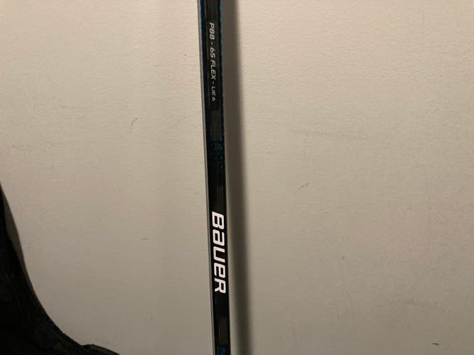New Left Hand Nexus Geo Hockey Stick