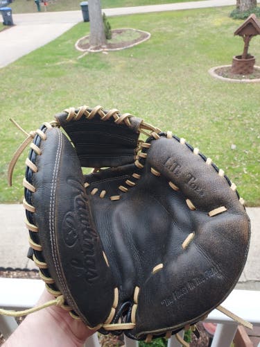 Used Rawlings Right Hand Throw Catcher's Renegade Baseball Glove 31.5"