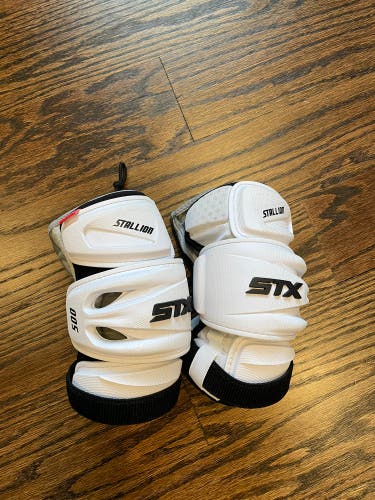 Used Large STX Stallion 500 Arm Pads