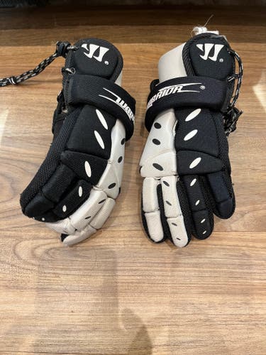 Used Warrior Tempo Lacrosse Gloves 10"
