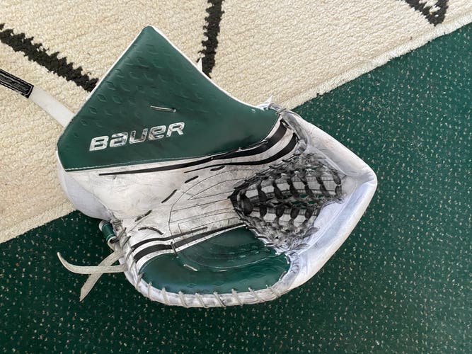 Bauer vapor 2x pro hockey goalie glove