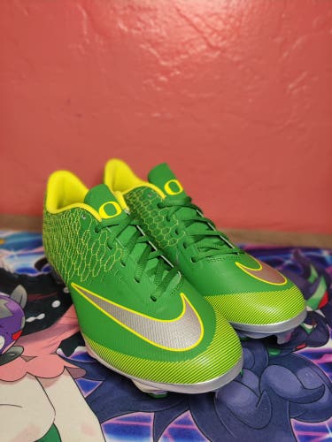 P.E Nike Lunar Vapor Ultrafly Elite 2  Oregon Ducks Baseball Cleats Men's size 9