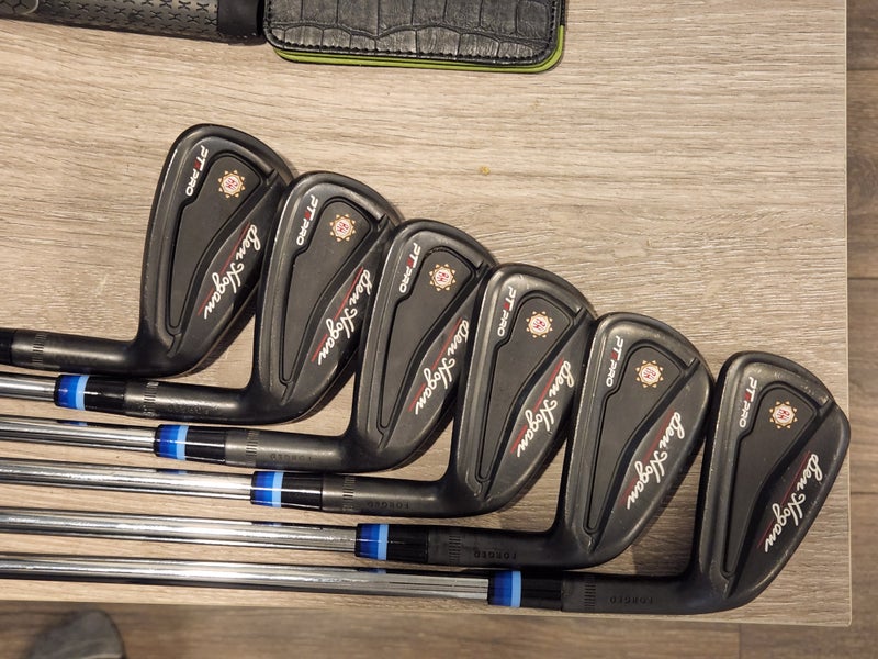 Used Men's Ben Hogan Right Handed Ptx Pro Black Iron Set Regular Flex 5-PW DG Pro Steel Shafts