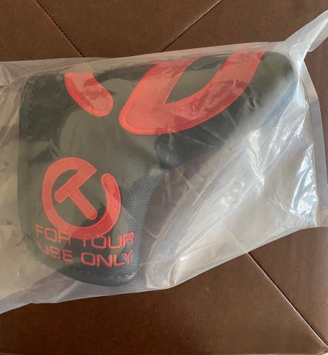 Scotty Cameron Circle T FTUO - Industrial T Red/Black