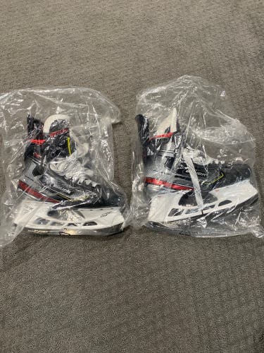 New Bauer Regular Width Size 10 Vapor 2X Pro Hockey Skates