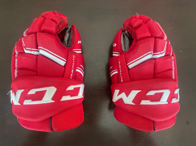 CCM QuickLite Gloves