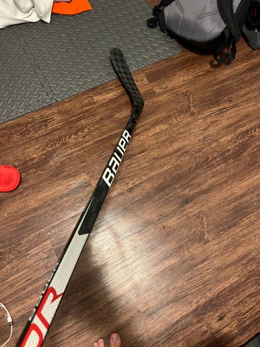 Bauer hyperlite custom red Laine pro curve 70 flex