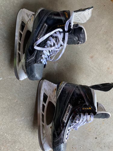 Used Bauer Regular Width Size 7.5 Supreme MX3 Hockey Skates