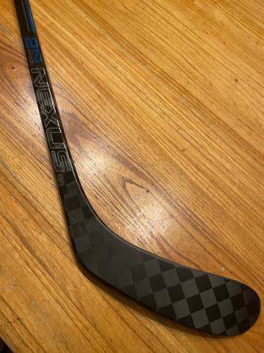Bauer Nexus 2N Pro P28 Pro Stock 82 Flex RH