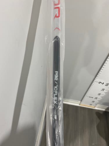 New Right Handed P92/70 Vapour Hyperlite Hockey Stick