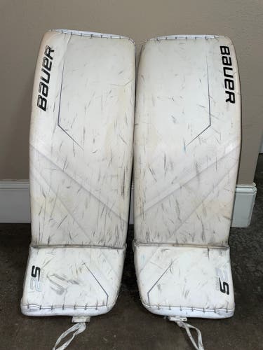 33" Bauer Supreme 2S Pro Goalie Leg Pads