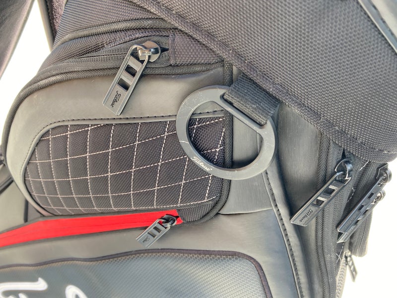 Titleist Midsize Staff Bag