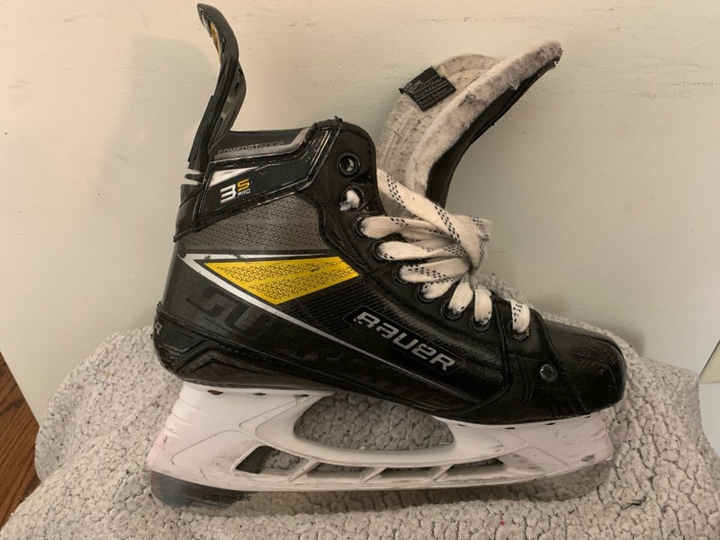 Junior Used Bauer Supreme 3S Pro Hockey Skates Size 5.5