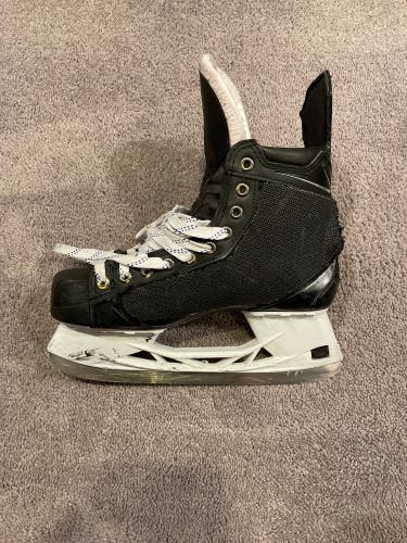 Used CCM Regular Width Pro Stock Size 8.5 Ribcor 80K Hockey Skates