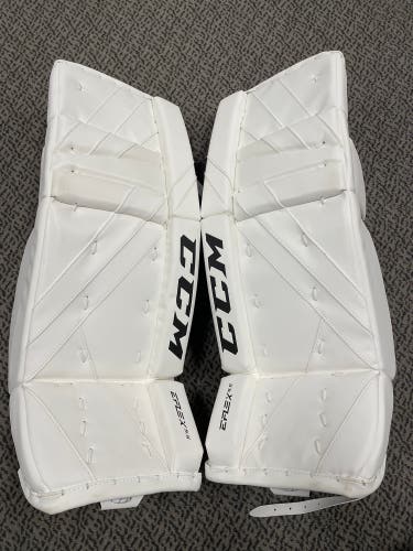 CCM EFLEX 5.5 30 +1 goal pads