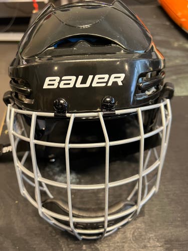 Used Small Bauer 5100 Helmet