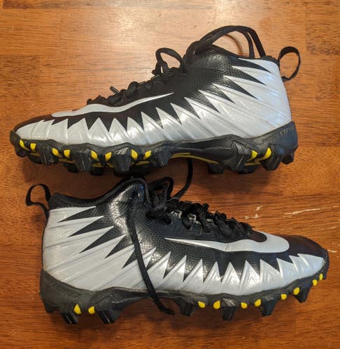 Used Youth 4Y Nike ALPHA Cleats
