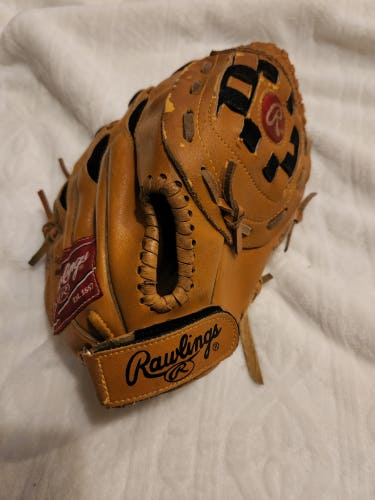 Used Rawlings Right Hand Throw Player series Baseball Glove 10"