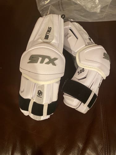 New Stx Stallion 500 Arm Guards White /large