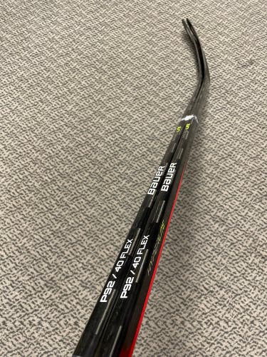 Bauer 2-PACK Vapor Hyperlite 40 Flex P92 curve right hand sticks