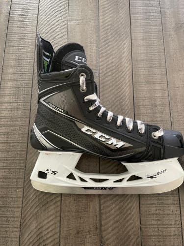 New Ccm Ribcor Titanium size 8 skates