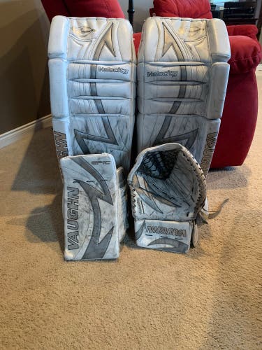 35" + 1 Vaughn Velocity V3 Goalie Full Set