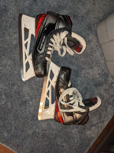 Used Size 7 Vapor X2.9 Goalie Skate