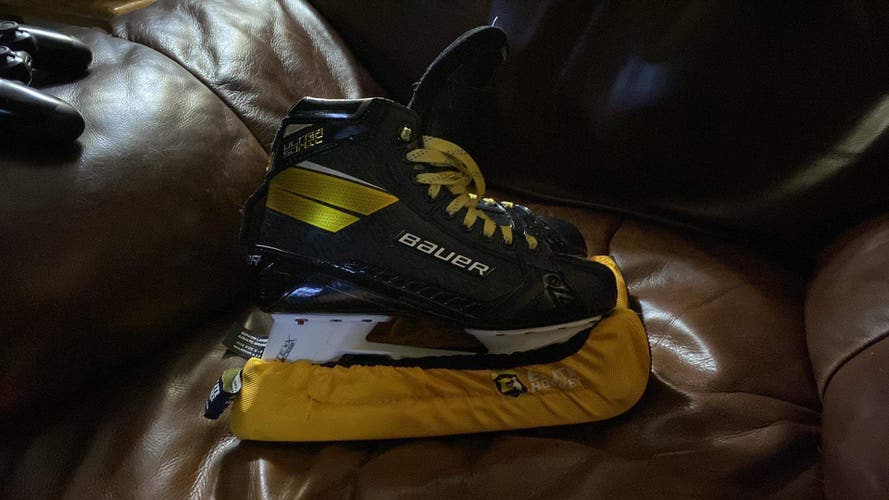 Used Bauer Extra Wide Width Size 8 Supreme UltraSonic Hockey Goalie Skates