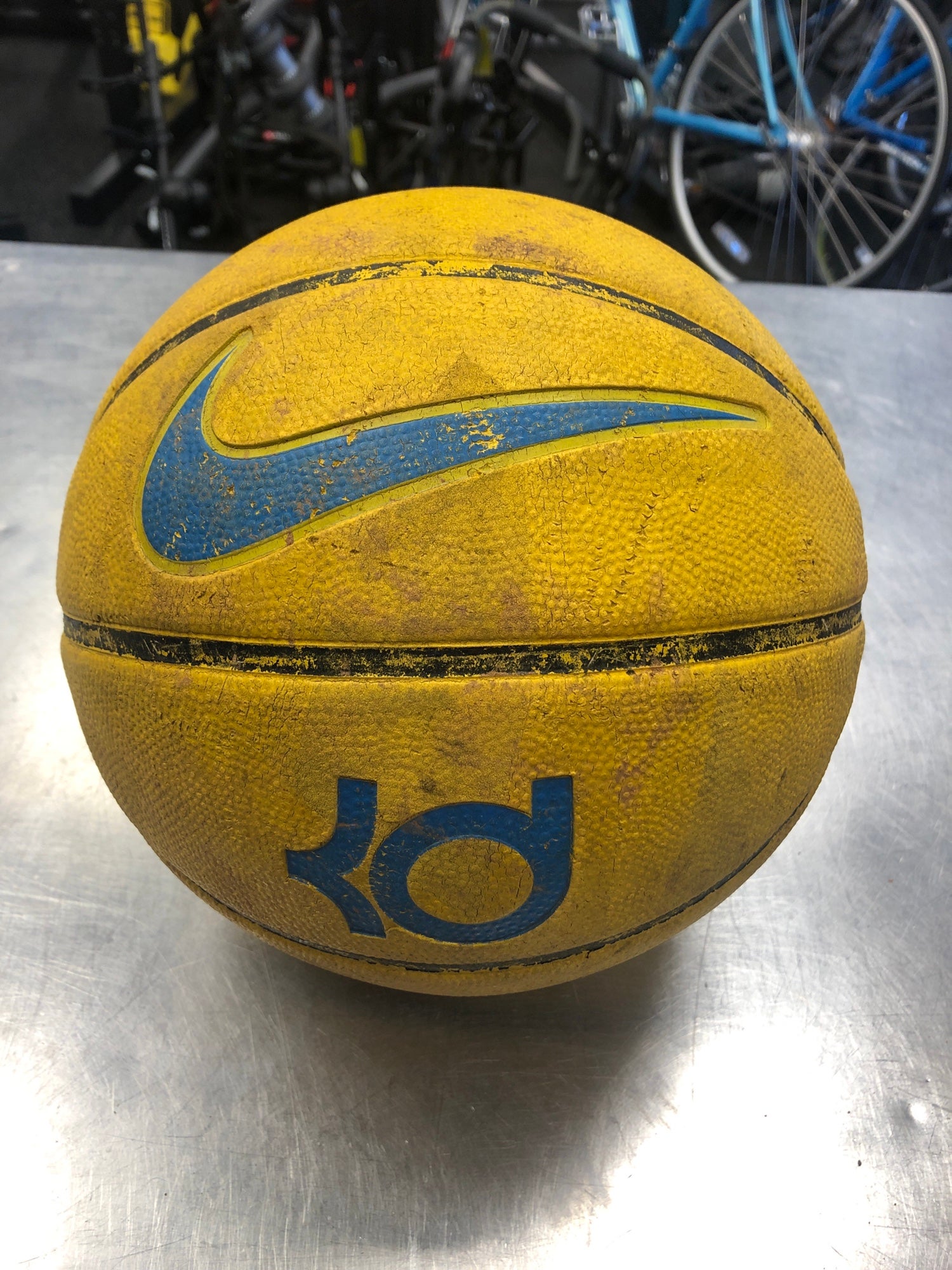 kd basketball 28.5