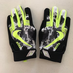NEW Nike Vapor Hyperfuse Batting Gloves (Adult Small)